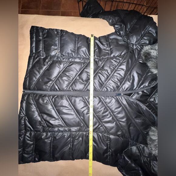 Kenneth Cole I Love New York Faux Fur Lined Coat size Large Black Puffy Jacket - Picture 8 of 14